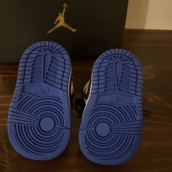 Nike Air Jordan 1 Mid SE Toddler Blue Black - Picture 2 of 4